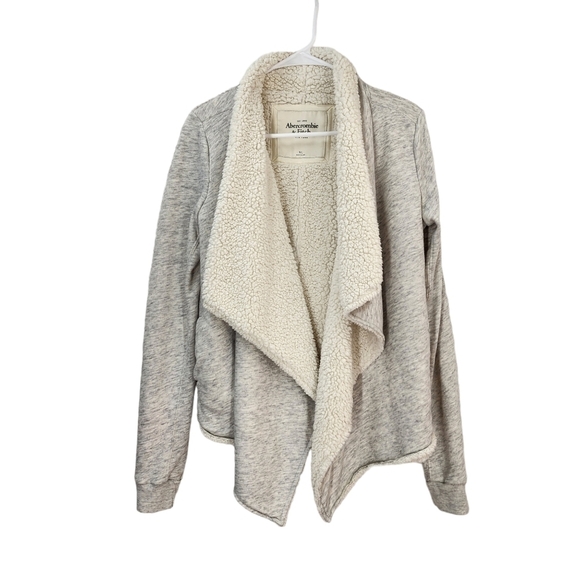 Abercrombie & Fitch Women's Sherpa Lined Cardigan - M/L - Picture 1 of 7